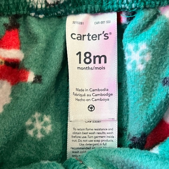 Carter’s Santa Little Helper Pajamas, size 18m, red and green - Picture 5 of 5